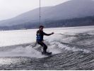 【山梨・山中湖】水上を横滑り!ウェイクボード体験(20分)の様子