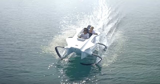 Quadrofoil hydrofoil electric watercraft Q2