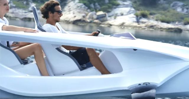 Quadrofoil hydrofoil electric watercraft Q2