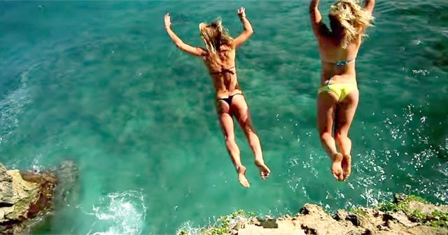ただ飛び込むだけ!!『Cliff Diving』が楽しそう!!