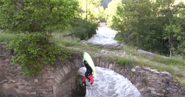 Freestyle Kayaking(フリースタイルカヤック)