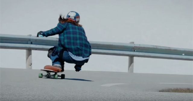 Downhill Longboarding(ダウンヒルロングスケートボード)
