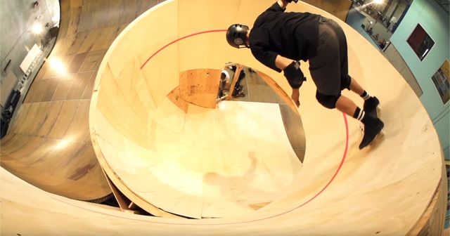 スケートボードの神、TonyHawk(トニー・ホーク)が挑む『Spiral Loop』!!