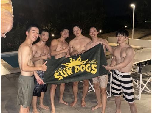 SUNDOGS のギャラリー