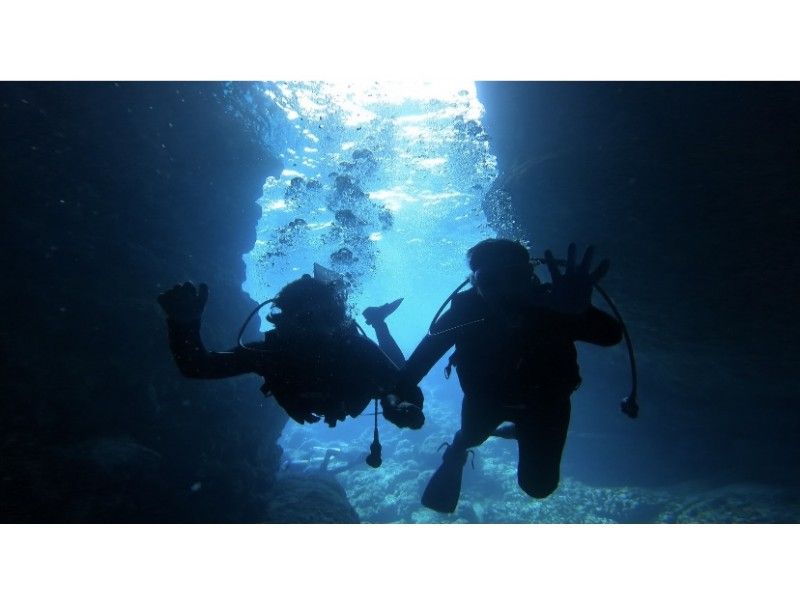 青の洞窟専門 沖縄ダイビングショップ和 のギャラリー