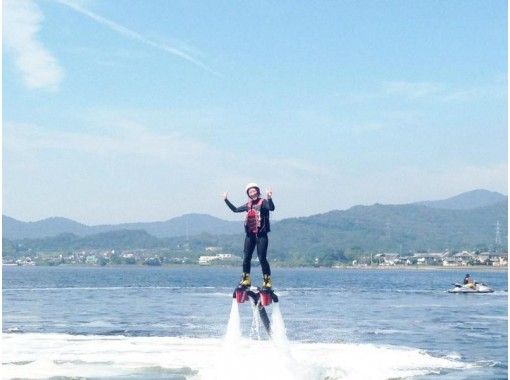 [静岡-Lake Hamana] <飛水壓力！ > Flyboard體驗！第一次體驗課程或經驗豐富的課程の画像