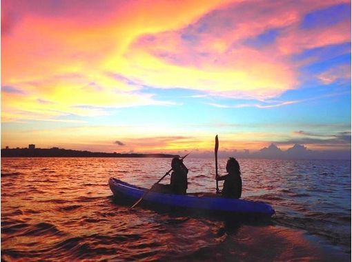 [โอกินาว่า-Kunigami-gun] ฉันต้องการพระอาทิตย์ตกที่สวยงาม! พระอาทิตย์ตกดินพายเรือคายัก(Sea Kayaking)ล่องเรือの画像