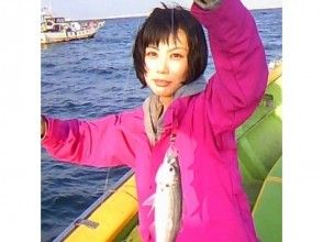 【神奈川・横浜】初心者・女性・お子様大歓迎!気軽に「アジ」を釣りに行こう!半日コースの画像