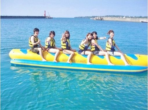 [Okinawa Prefecture Kunigami-gun] exhilarating !! banana boat & watercraftの画像