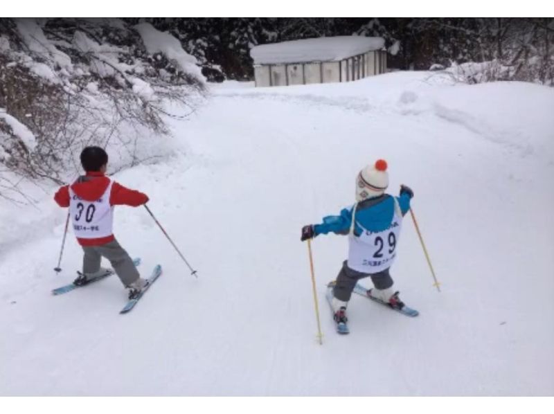 [Niigata · Higashi Hagiwara] We will support the slope debut! Kids ski or snowboard ※ 1 to 5 peopleの紹介画像