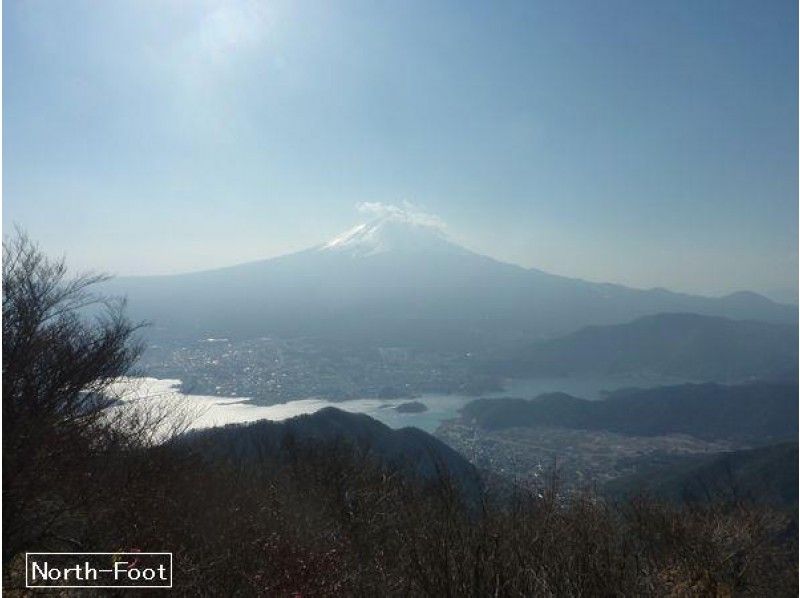 [山梨·吉田富士]山梨Hyakumeizan和Kurodake（1793m）徒步旅行（手語通信）の紹介画像