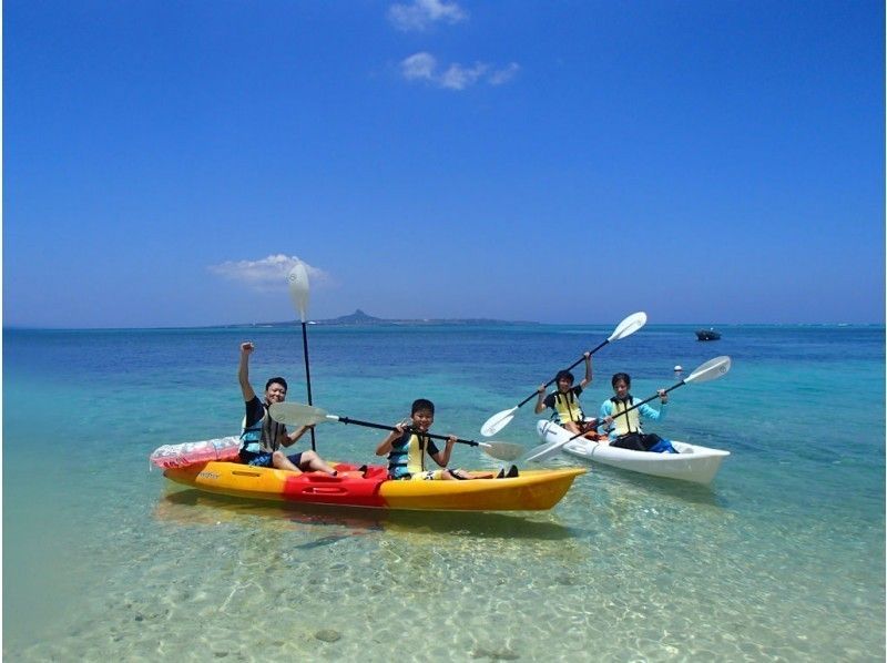 [Okinawa Bise] leisurely time while being rocked by the waves! Sea kayak experience (60 minutes)の紹介画像