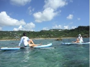 【Okinawa · southern part】 SUP & Yoga experience around Chinen cape! Image of SUP stretch yoga or novice yoga course