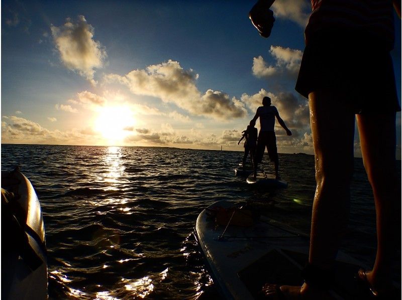 【沖縄・南部】知念岬周辺でSUP＆ヨガ体験！SUPストレッチヨガ or 初心者ヨガコース