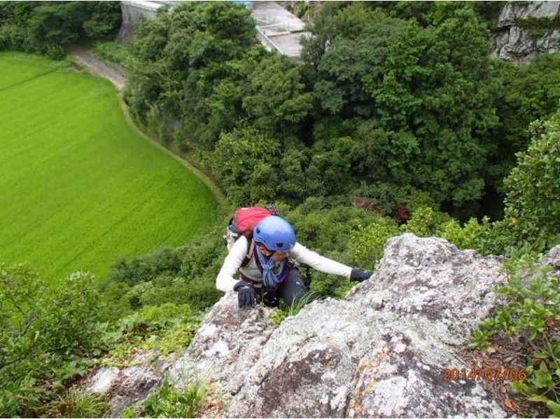 徳島 石門 基礎からしっかりフリークライミング ロッククライミング体験 アクティビティジャパン