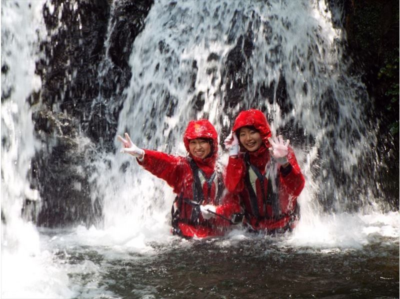 【岡山・蒜山】驚きと感動の世界へ　山乗渓谷リバートレッキング・アドベンチャーの紹介画像