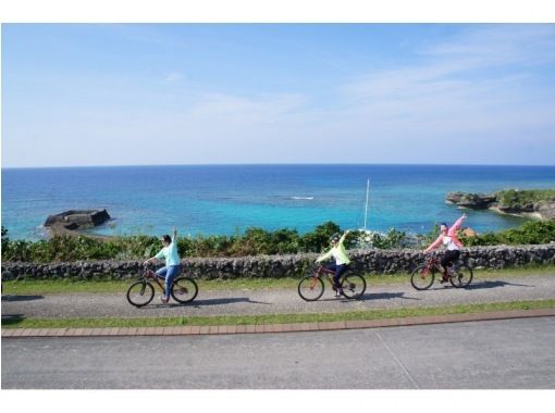 【沖縄・読谷】気分はのんびり、ペダルはしゃかりき♪美ら島サイクリング〜オフロード＆ダウンヒル＆カントリーロードなど多彩な景観をMTBでGo！の画像