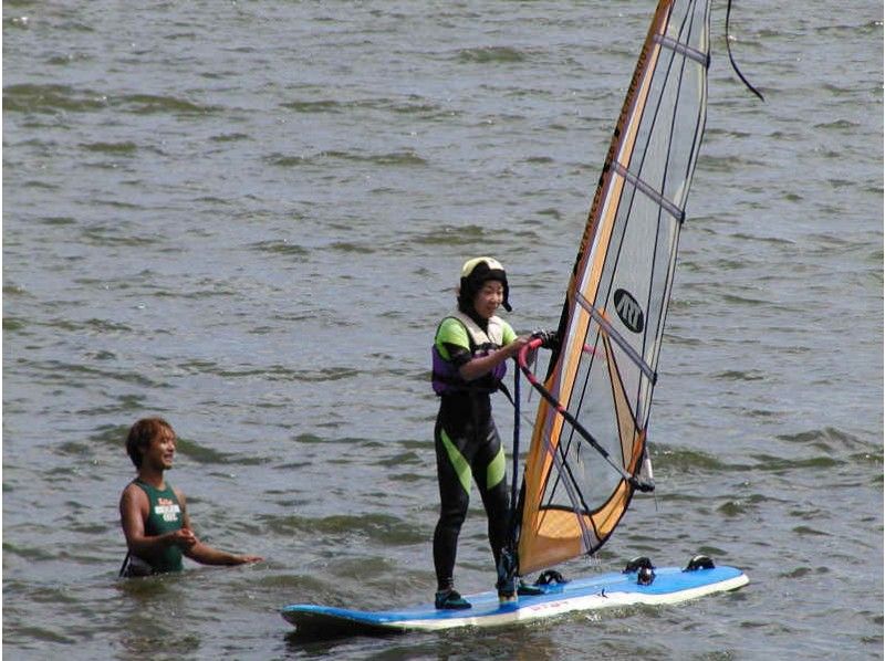 【茨城・大洗涸沼湖】ウインドサーフィン体験スクール（1日コース）