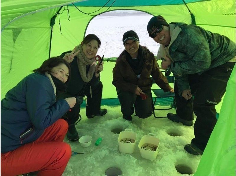 【札幌近郊・茨戸川】札幌発送迎付！北海道冬の風物詩！石狩茨戸川半日ワカサギ釣り体験ツアー（午前）