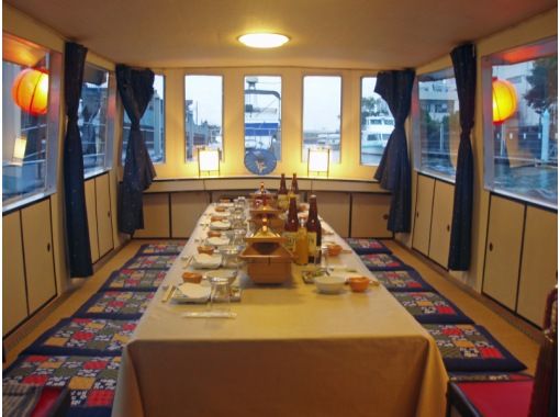 Private rental of the houseboat "Marine Kids" in Ota Ward♪ Price per person for 12 people or more is 13,500 yen, including food and all-you-can-drinkの画像