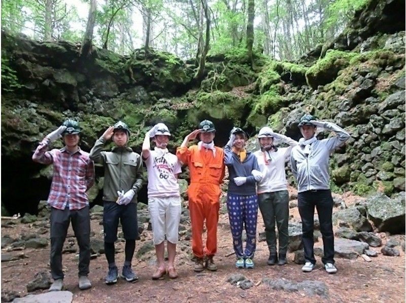 【山梨・河口湖】Aコースのバ－ジョンアップ版！青木ケ原樹海・洞窟探検「プレミアムBコース」１０才～
