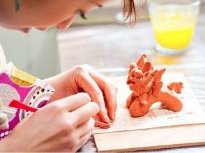 【沖縄・名護】沖縄旅行の記念に!オリジナル陶器シーサー作り (沖縄ドリンク付)の画像