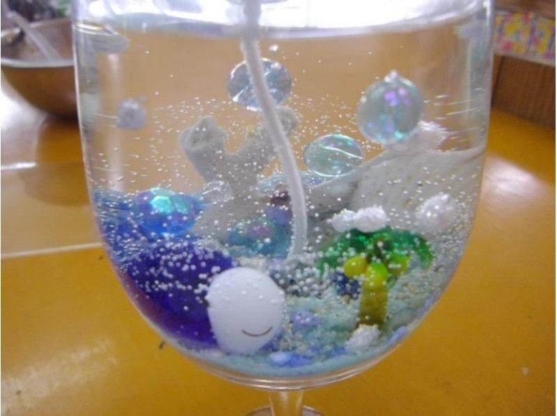 【沖縄・石垣島】思い出作りに!石垣クリアキャンドル作り