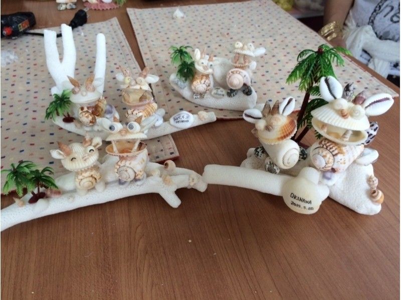 【沖縄・今帰仁村】海からの恵み貝殻やサンゴで貝殻シーサーサンゴ乗せ