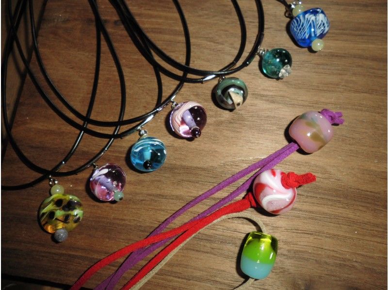 【岡山・赤磐市】ガラスを溶かしたオリジナルアクセサリー！とんぼ玉作り体験