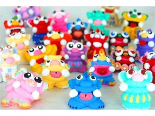 【沖縄・名護・漆喰絵付け体験】お子さま人気ナンバーワン！漆喰シーサー絵付け体験の画像