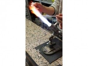 【山梨県・ガラス細工】当日お持ち帰り可能! 色鮮やかでかわいいとんぼ玉作りの画像