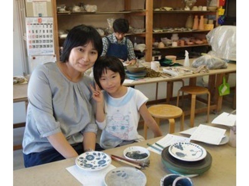 【神奈川・湯河原】旅行の記憶や赤ちゃんの成長を刻もう!30~60分で絵付け体験プラン