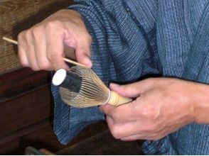 【Nara Prefecture · Traditional Culture Experience】 Picture of making tea ceremony which can experience delicate technology (with green tea · sweets at tea ceremony)