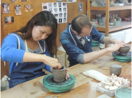 [เมืองมิเอะ/โทบะ] Pottery Experience- เป็นแผนที่ดีในการทำผลงาน 4 อย่างเช่นถ้วยชาและถ้วยชาโดยใช้ดินเหนียวมากมายの画像