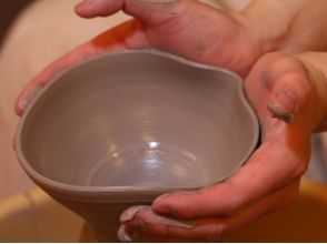【神奈川・陶芸】豊かな四季を感じる貸切工房で、特別感のある陶芸体験をの画像