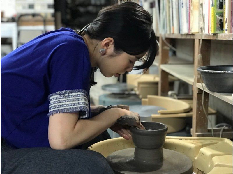[Kunitachi, Tokyo] 挑戰夢寐以求的電陶輪！電陶輪課程（僅限成型，一次） 適合初學者和中級者。您也可以選擇在同一天上色♪の紹介画像