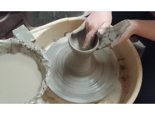 [Fukuoka Prefecture Iizuka City] Ceramics experience-Let's make a bowl using an electric potter's wheel! Beginners are safe because of one-on-one instruction!の画像