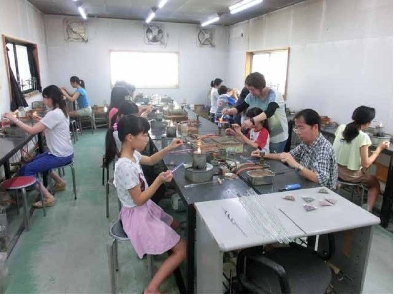 【大阪・和泉】7才からできるガラス工芸　バーナーワークでとんぼ玉作りを体験！[平日コース]