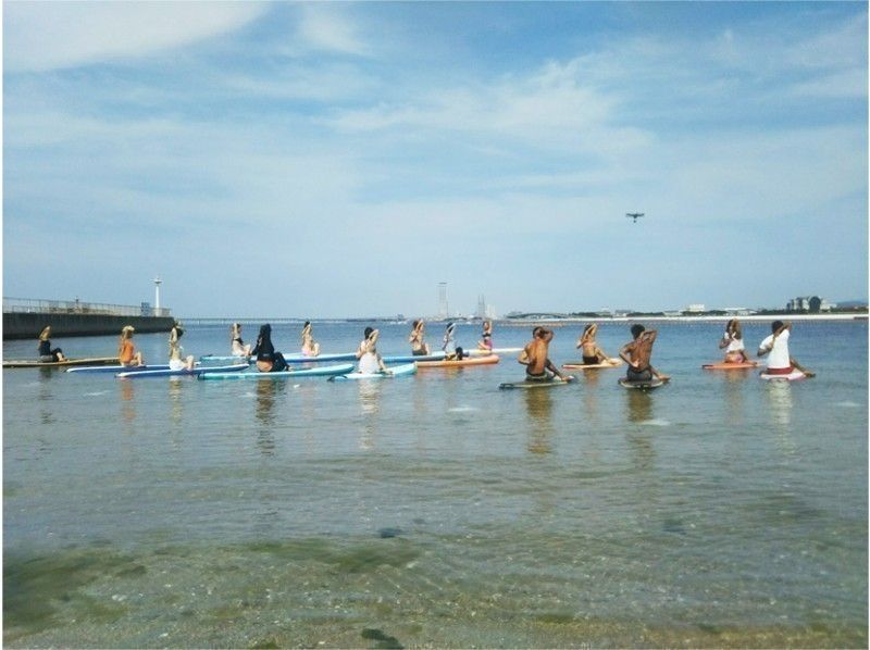 【大阪・関空前】施設完備!大人気のSUPYOGA・サップ海上ヨガ教室!写真・動画サービス付