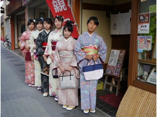 [京都/神上区]优雅地在京都市内漫步！着装和租借“特色菜，带Oyakodon午餐计划”の画像