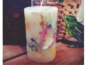 【東京・水天宮前】色とりどりの花を使って豪華に。「ボタニカルキャンドル」を作ろうの画像