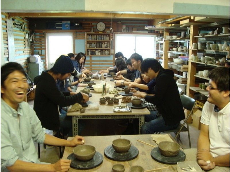 【北海道・陶芸体験】まずは基礎を学んでから！手びねり体験プラン