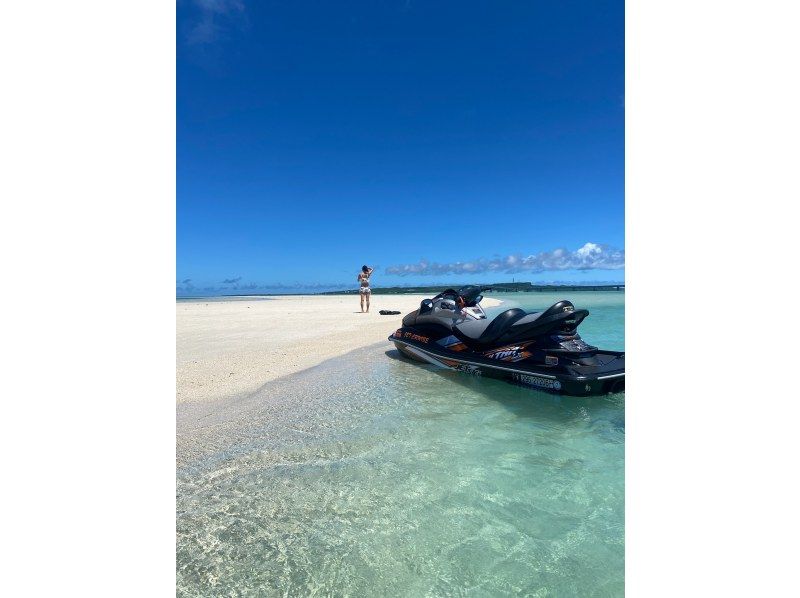 [Okinawa, Miyakojima] Jet Ski Tour to Uni Beach. Free drone photography! Parking, water, and simple changing rooms available.の紹介画像