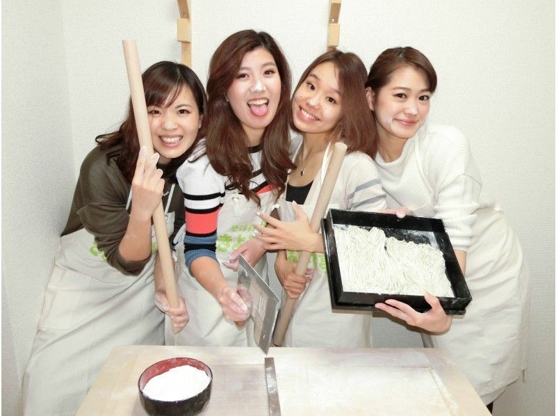 【京都・清水】京都で味わう石臼挽き本格そば打ち体験！さしみゆば付き