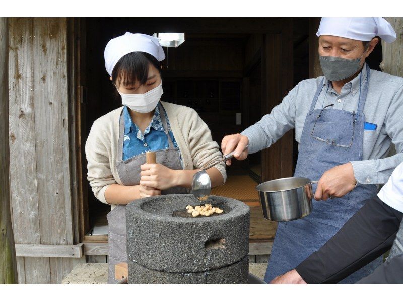 [Okinawa Itoman] "Island Tofu Making Experience" - Kids and Families Welcome!