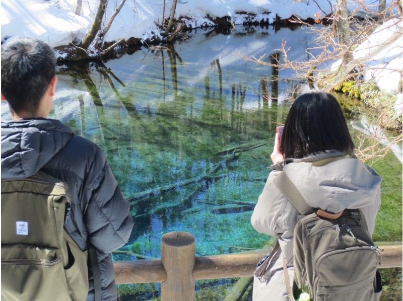 【홋카이도· 시레토코]스노슈가는 "하나님의 아들 연못 투어"자연 가이드에서 소수인원수제로!송영있음の紹介画像