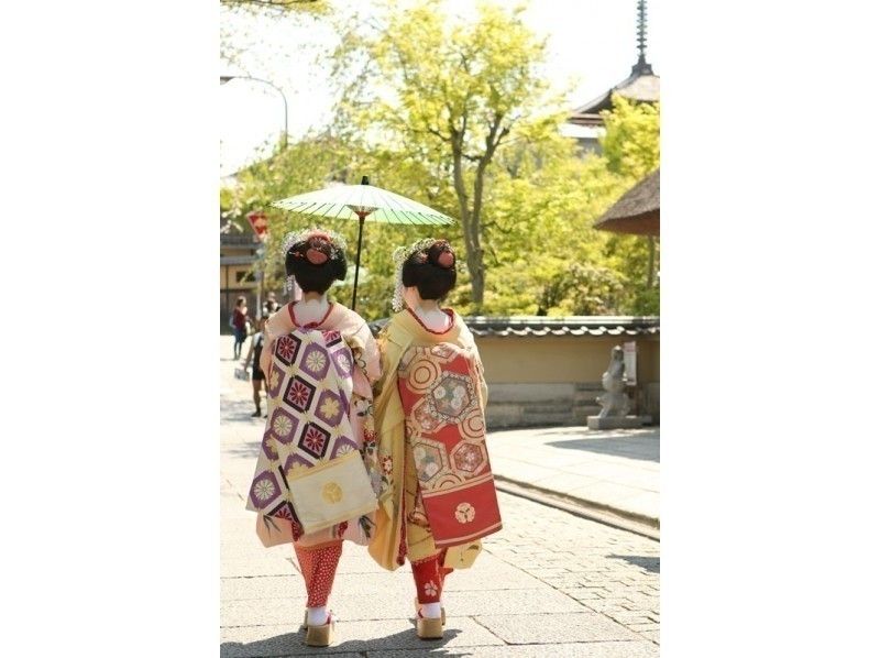 【京都・舞妓体験】舞妓さん体験　散策プラン（雨天の場合は店内のみのプランに変更可）