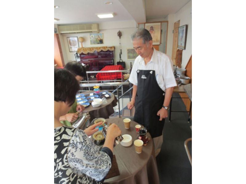 【東京・浅草】コーヒー好きは必見！自分で焙煎＆ドリップする技をプロから学ぶコーヒー焙煎教室」の紹介画像