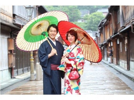 [Ishikawa/ Kanazawa] "Kimono Rental couple plan" with professional photographer location shooting data is delivered on DVDの画像