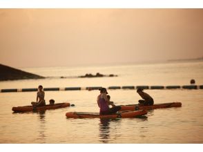 【沖縄南部/那覇から30分】 日の出が綺麗な東海岸♪貸切ビーチでサンライズSUPヨガの画像